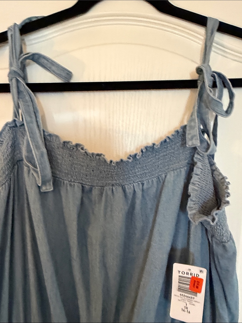 Torrid Festi self tie chambray wide leg jumpsuit light wash NWT Size 1X - Picture 4 of 7